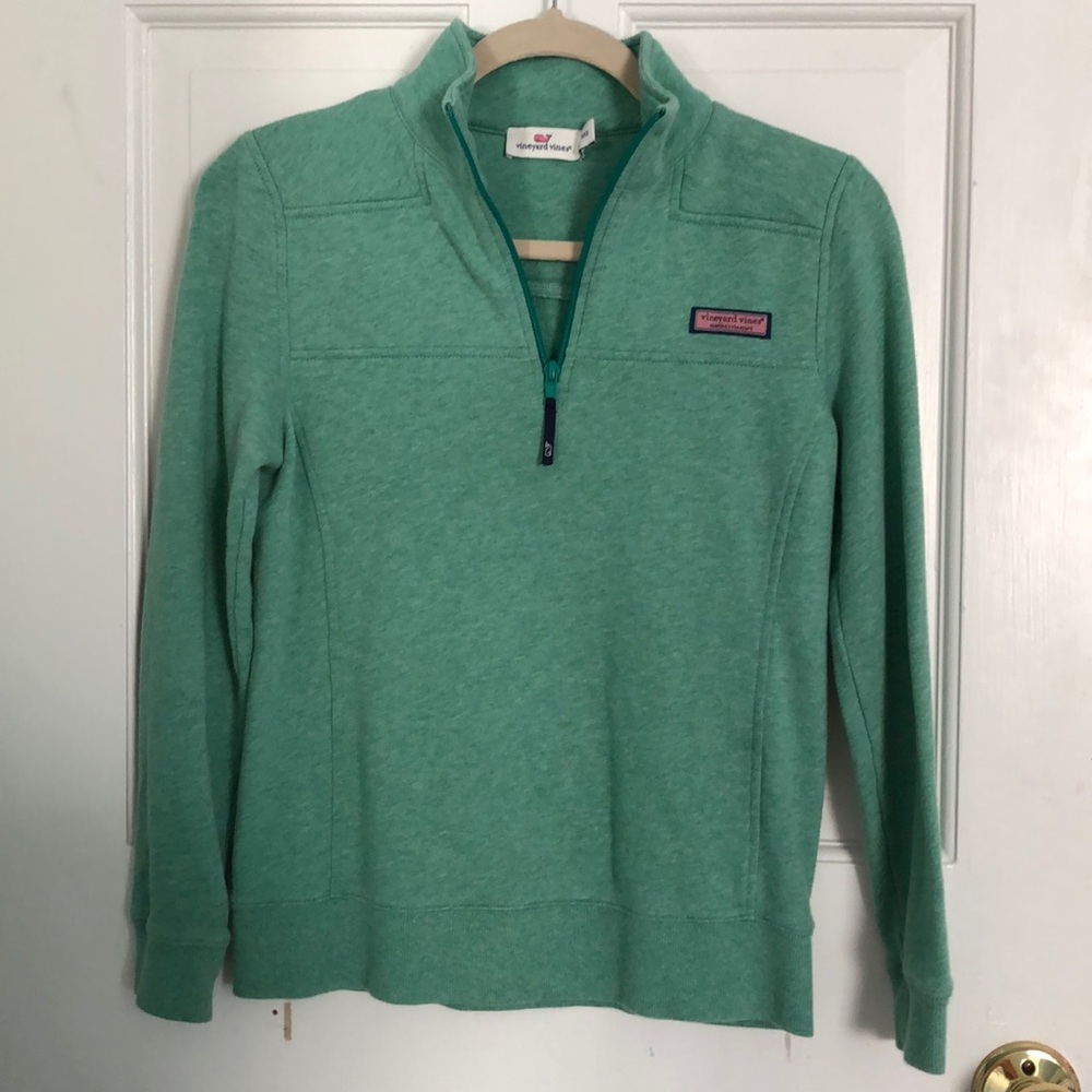 Green Vineyard Vines Pullover. XXS